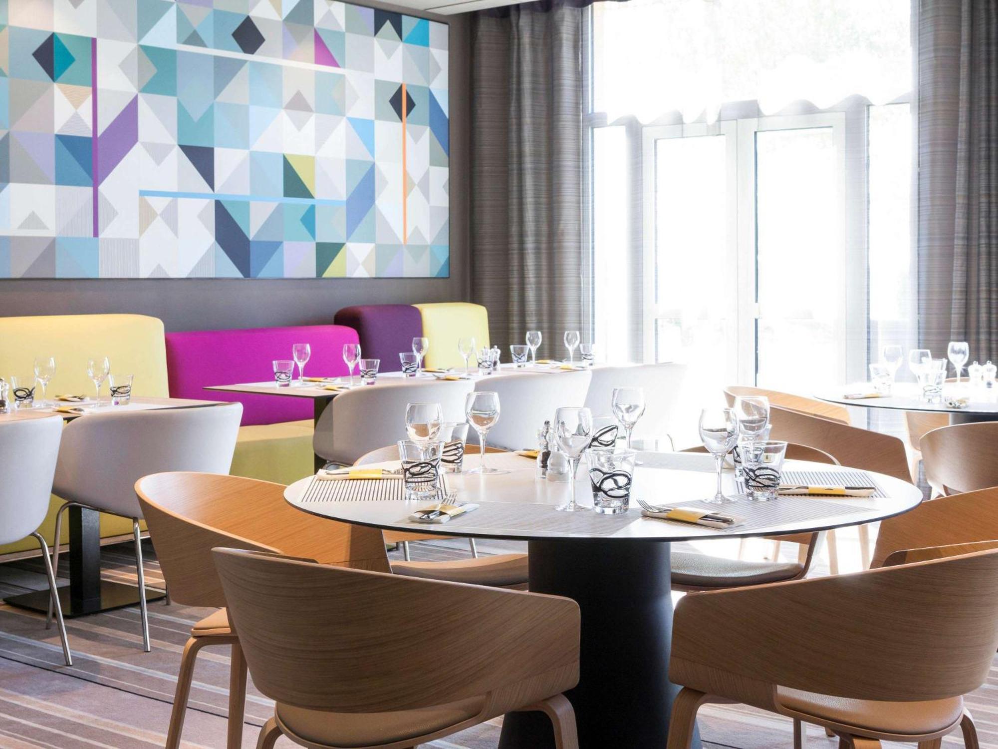 Novotel Saint-Quentin En Yvelines Magny-les-Hameaux Exterior photo