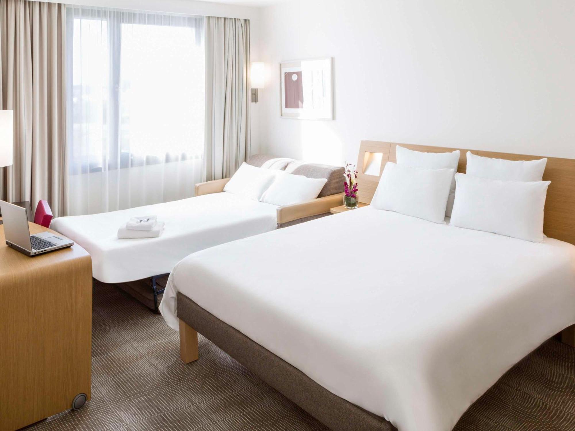 Novotel Saint-Quentin En Yvelines Magny-les-Hameaux Exterior photo